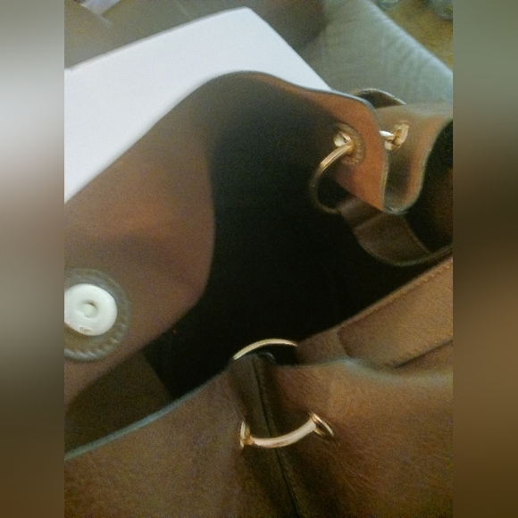 Leather bag - Picture 3 of 5